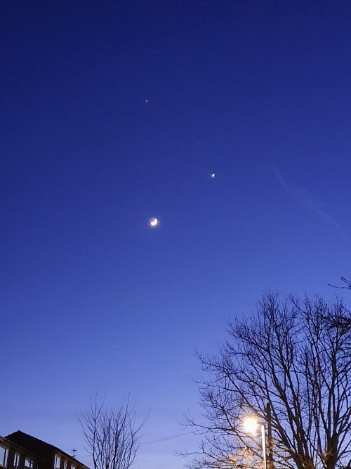 The Moon and Venus (February 2020). See from CH8 7BQ in the United Kingdom