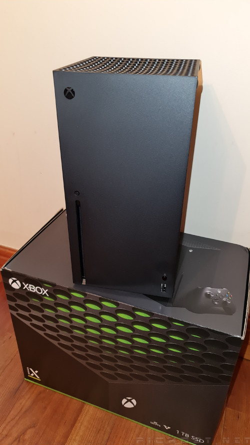 Microsoft Xbox Series X : Front