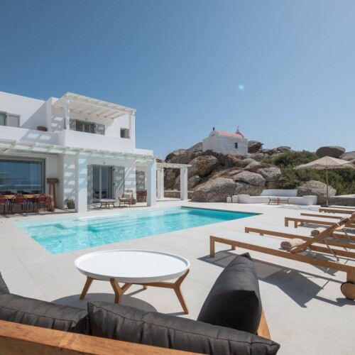 Mykonos villas for rent experience in Mykonos. rent villas in mykonos specialist, exclusive private villas in mykonos - villa mykonos rent and concierge services.

https://mykonos.luxury/luxury-villas-mykonos-for-rent/