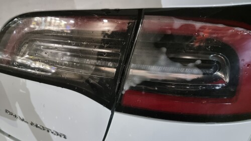 DRIVERS SIDE Model 3 rear light condensation