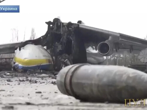 Video shows charred wreck of world's biggest airplane, the Antonov AN-225, after it was destroyed in Russian invasion of Ukraine