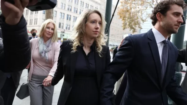 Theranos founder Elizabeth Holmes has been sentenced to over 11 years in prison for defrauding investors in her blood testing start-up that was once valued at $9bn (£7.5bn).

The former Silicon Valley star falsely claimed the technology could diagnose disease with just a few drops of blood.

Holmes, 38, who is pregnant, tearfully told the court she felt "deep pain" for those misled by the scam.

She was found guilty in January after a three-month trial.

Holmes is expected to appeal against the sentence, which was handed down on Friday in a California court.

Once hailed as the "next Steve Jobs", she was at one time said to be the world's youngest self-made billionaire.

She launched Theranos after dropping out of Stanford University at age 19, and its value rose sharply after the company claimed it could bring about a revolution in disease diagnosis.

But the technology Holmes touted did not work and - awash in lawsuits - the company was dissolved by 2018.


At Holmes' trial in San Jose, California, prosecutors said she knowingly misled doctors and patients about Theranos' flagship product - the Edison machine - which the company claimed could detect cancer, diabetes and other conditions using just a few drops of blood.

They also accused Holmes of vastly exaggerating the firm's performance to its financial backers.

Jurors ultimately found her guilty on four counts of fraud, with a maximum sentence of 20 years in prison. But they found her not guilty on four other charges, and failed to reach a verdict on three more.

Before Judge Edward Davila issued his sentence on Friday, Holmes read a speech to the court in which she tearfully apologised to investors and patients.