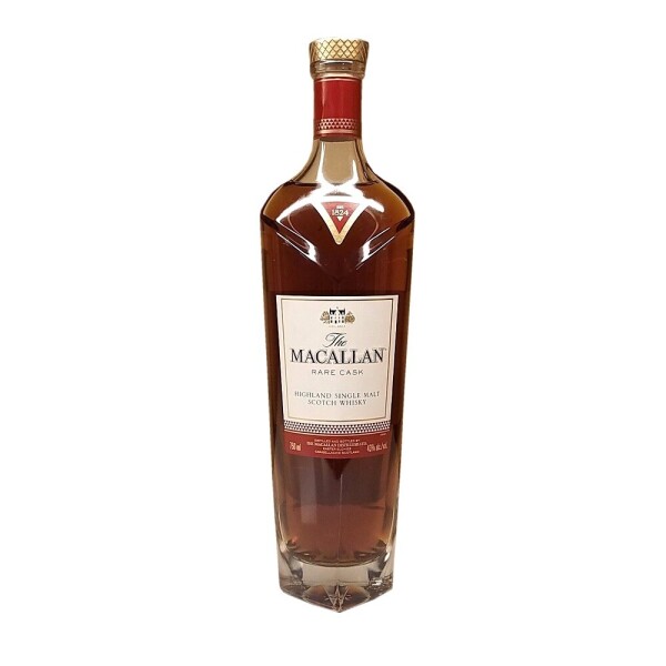 Nose: Rich Sherried spices, with a good helping of chocolate-coated raisins and Sherry-dipped plums. The Macallan Rare Cask, a refreshing burst of honeydew melon develops with a drop of water. Palate: Oily malt, soaked in Oloroso and given a good crack of black pepper.
https://corporate.getbevvi.com/productdetail/the-macallan-rare-cask-750ml