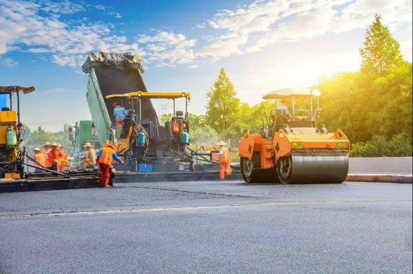 The Road Doctor, with over 30 years of expertise, delivers excellent asphalt and paving services to residential and business clients in Central. Get more information about asphalt contractors champaign on this site https://www.theroaddoctor.com/