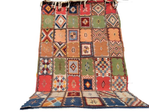 Check out our exclusive handmade, woven Moroccan Berber rug Buy from a range of wool rugs in UK at never like before prices Check out our collection today
https://bongustostyle.co.uk/moroccan-rugs/