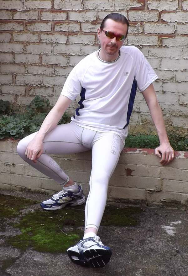 White lycra running tights