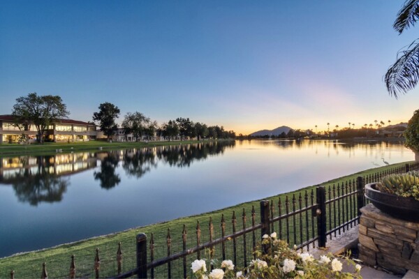 Discover luxury Scottsdale waterfront residences for sale with Williams Luxury Homes. Our curated selection of waterfront properties offers elegance and exclusivity in Arizona's most desirable locations. Experience serene water views, bespoke amenities, and unparalleled comfort in your dream home. Whether you're seeking a tranquil retreat or an entertainer's paradise, our expert team is dedicated to finding you the perfect waterfront estate.
https://www.williamsluxuryhomes.com/arizona-waterfront-properties-homes-estate/