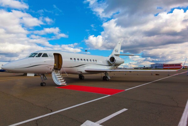 Choose presidential charter services from London with Elite Jets. Our exclusive offerings ensure a discreet and luxurious travel experience, meeting the highest standards of privacy and comfort. Visit us: https://flyelitejets.com/