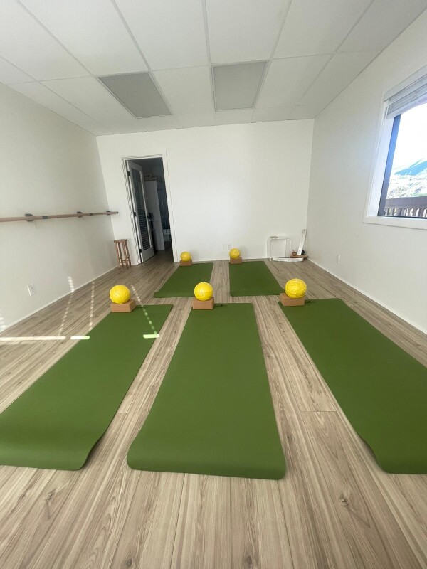 INOCHI is a movement studio that helps people build positive and productive relationships with their bodies to look and feel their best. We approach Pilates from a perspective that utilizes mental imagery and embodiment techniques to emphasize quality of movement. 

Read More: https://maps.app.goo.gl/qHAXjvdyGNxQ5wK49